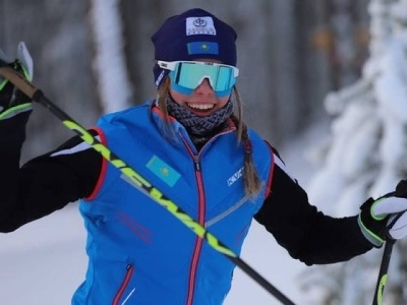 Казахстанская горнолыжница победила на FIS-турнире в Италии